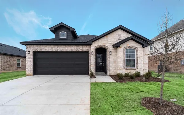 $349,990 | 2213 Ridgecrest Lane, Sherman, TX 75092