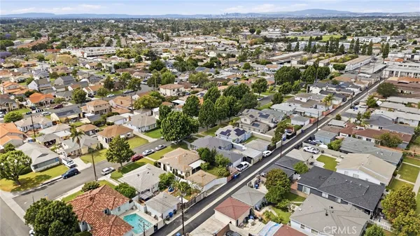 $795,000 | 12752 Cowley Avenue, Downey, CA 90242