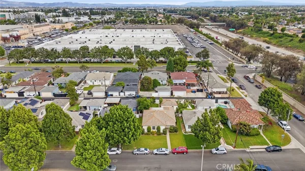 $795,000 | 12752 Cowley Avenue, Downey, CA 90242