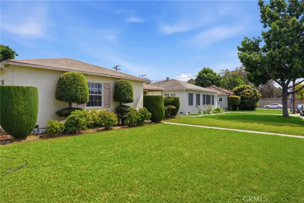 $795,000 | 12752 Cowley Avenue, Downey, CA 90242