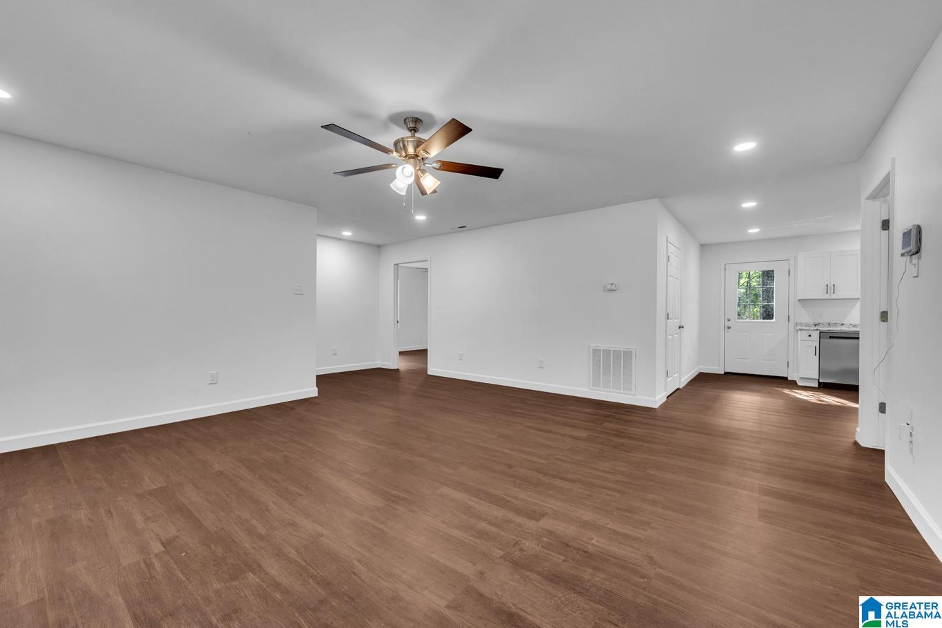 306 Empire Road Sumiton, AL 35148 - Photo 10 of 28
