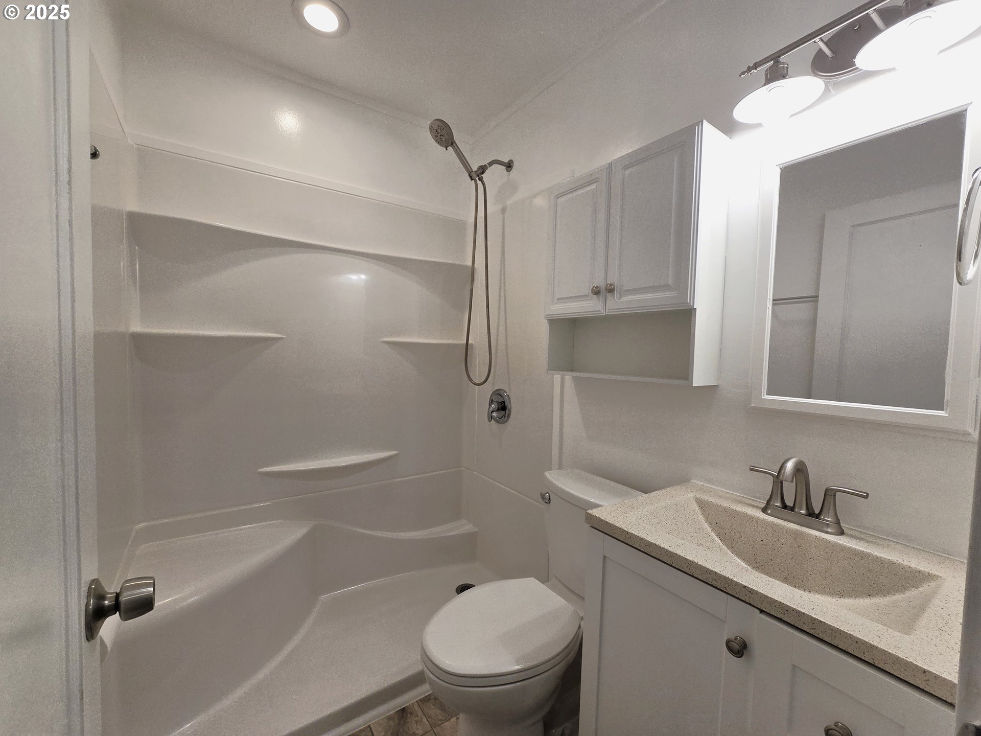 460 East Sunset Drive Hermiston, OR 97838 - Photo 14 of 32 a bathroom with a granite countertop sink toilet and shower
