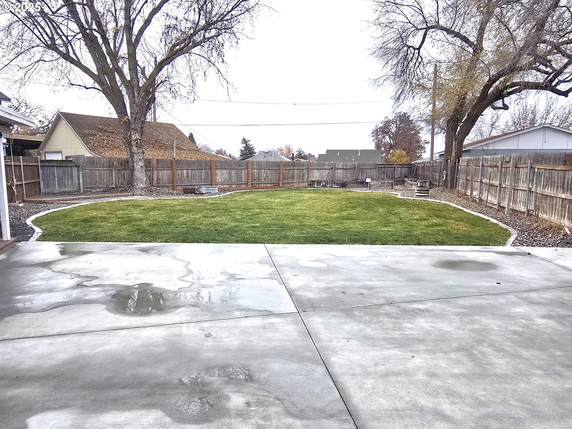 460 East Sunset Drive Hermiston, OR 97838 - Photo 21 of 32 a view of outdoor space with city view