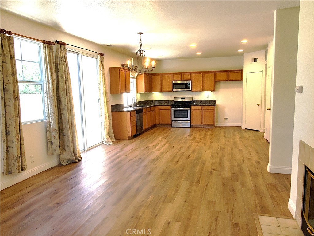 1828 Booth Court Fullerton, CA 92833 - Photo 5 of 36