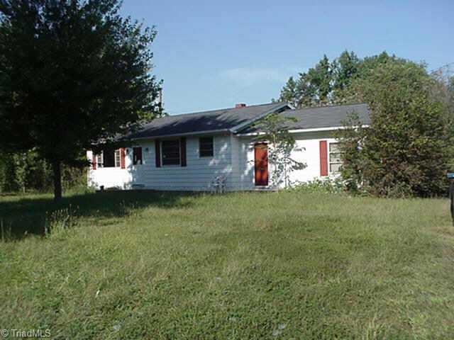 4339 Dodgetown Road Walnut Cove, NC 27052 - Photo 1 of 1 Exterior Front.