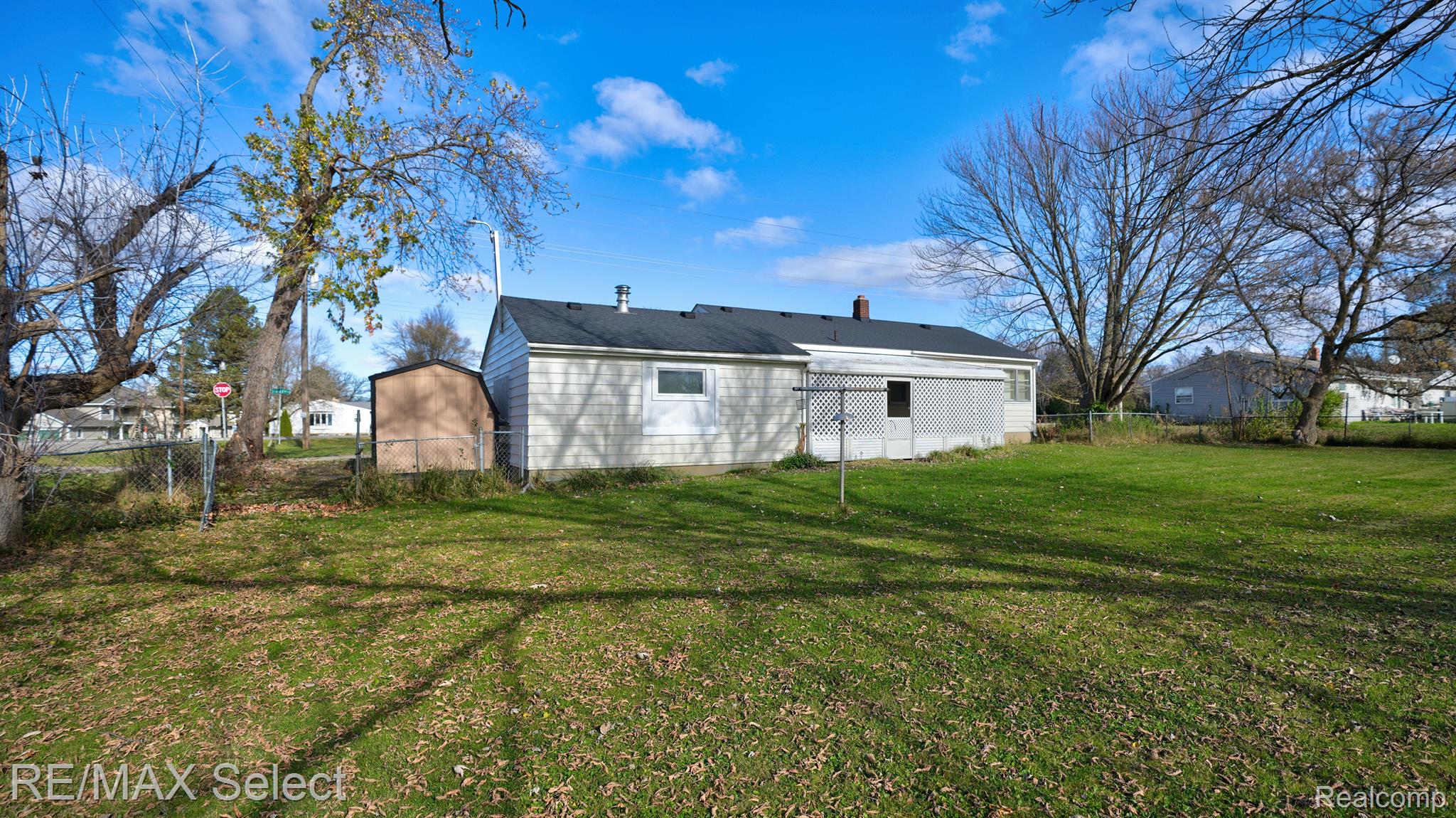 1255 West Stanley Road Mount Morris, MI 48458 - Photo 5 of 30 Gallery Image 5