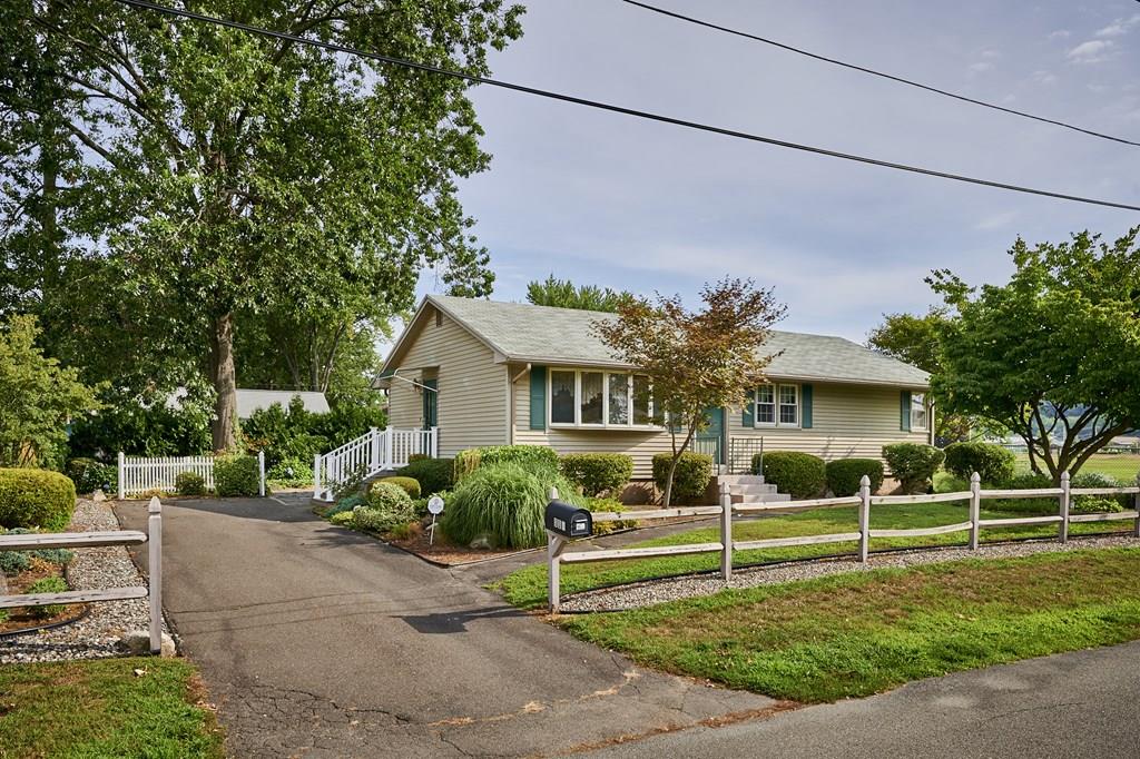 116 Harding Street Chicopee, MA 01013 - Photo 2 of 38 Gallery Image 2