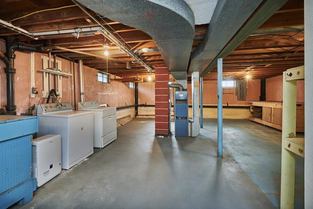 116 Harding Street Chicopee, MA 01013 - Photo 23 of 38 Gallery Image 23