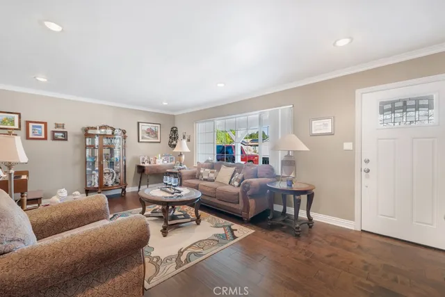 $975,000 | 3307 Cole Avenue, Simi Valley, CA 93063