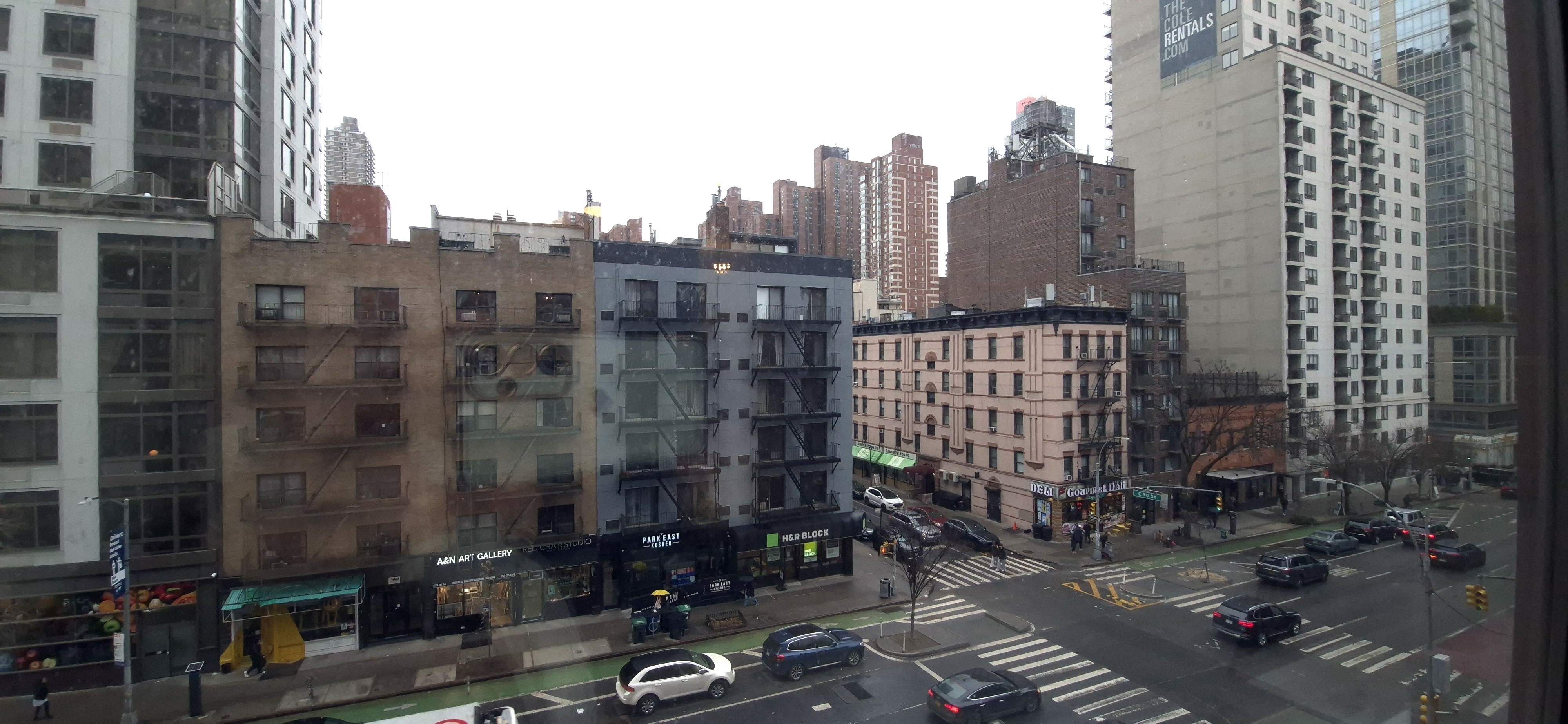 400 East 90th Street, Unit 4D Manhattan, NY 10128 - Photo 8 of 12 a view of a city with tall buildings