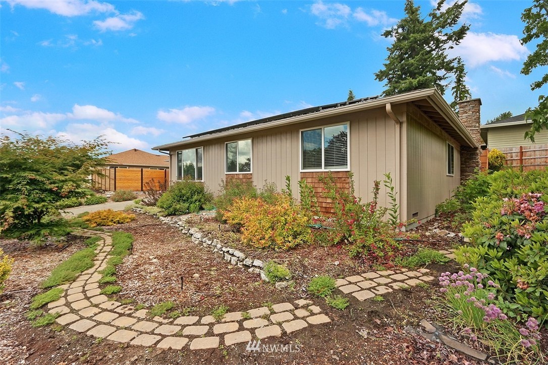 13714 Southeast 163rd Street Renton, WA 98058 - Photo 22 of 29 Gallery Image 22