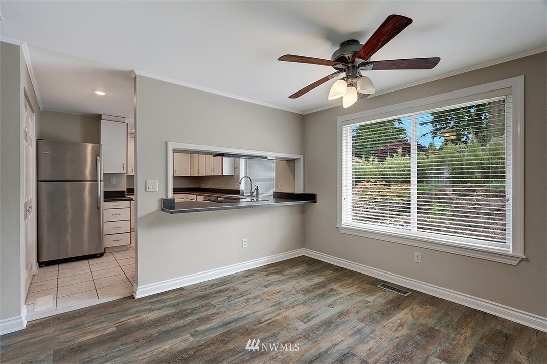 13714 Southeast 163rd Street Renton, WA 98058 - Photo 10 of 29 Gallery Image 10