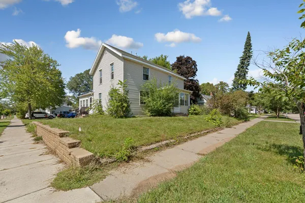 $289,900 | 2306 4th Street, Eau Claire, WI 54703