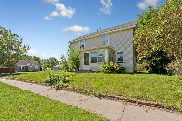 $289,900 | 2306 4th Street, Eau Claire, WI 54703