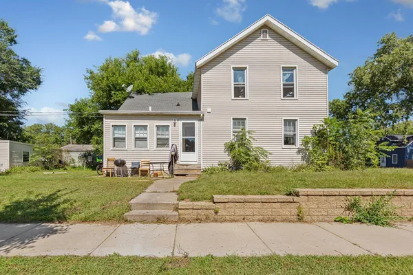 $289,900 | 2306 4th Street, Eau Claire, WI 54703