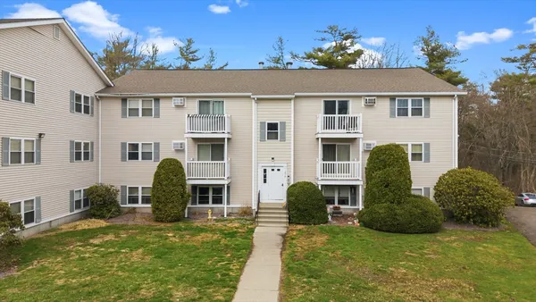 $229,800 | 1619 Braley Road, Unit 94, New Bedford, MA 02745