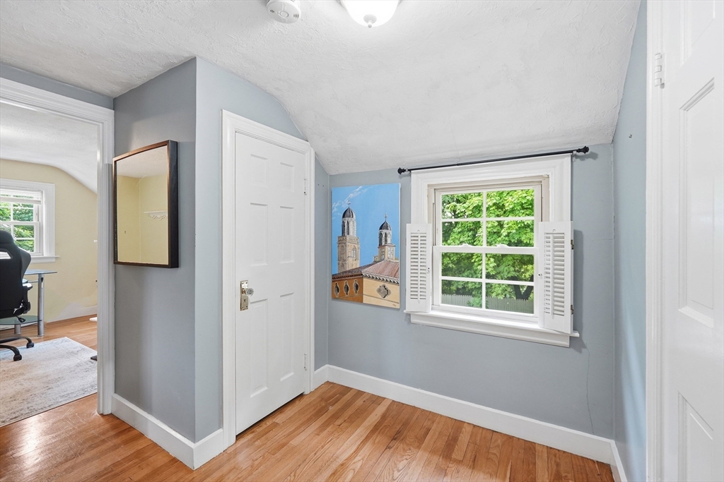 154 Barnard Road Worcester, MA 01605 - Photo 27 of 29