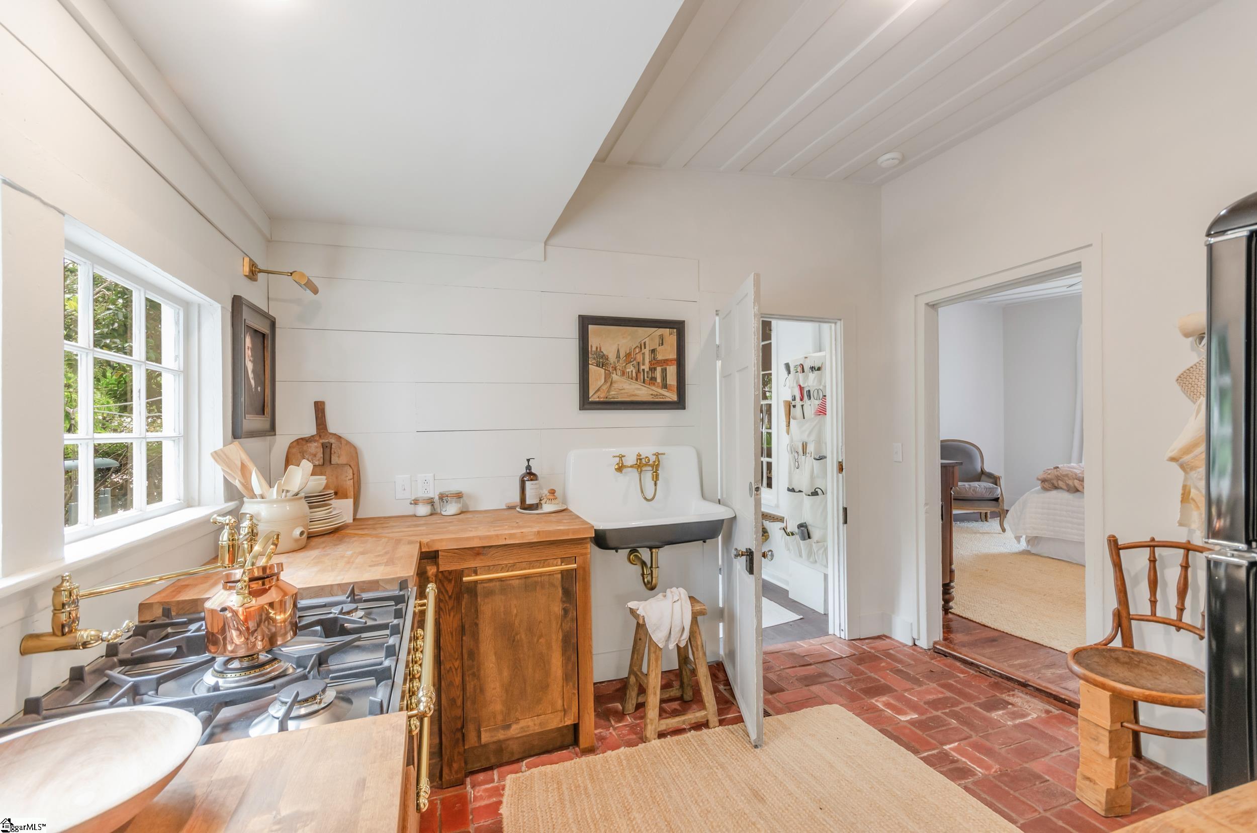 204 South Main Street Abbeville, SC 29620 - Photo 40 of 49