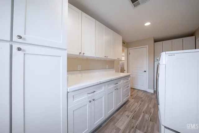 $699,500 | Undisclosed Address, Bakersfield, CA 93312