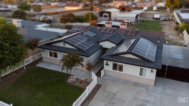 $699,500 | Undisclosed Address, Bakersfield, CA 93312