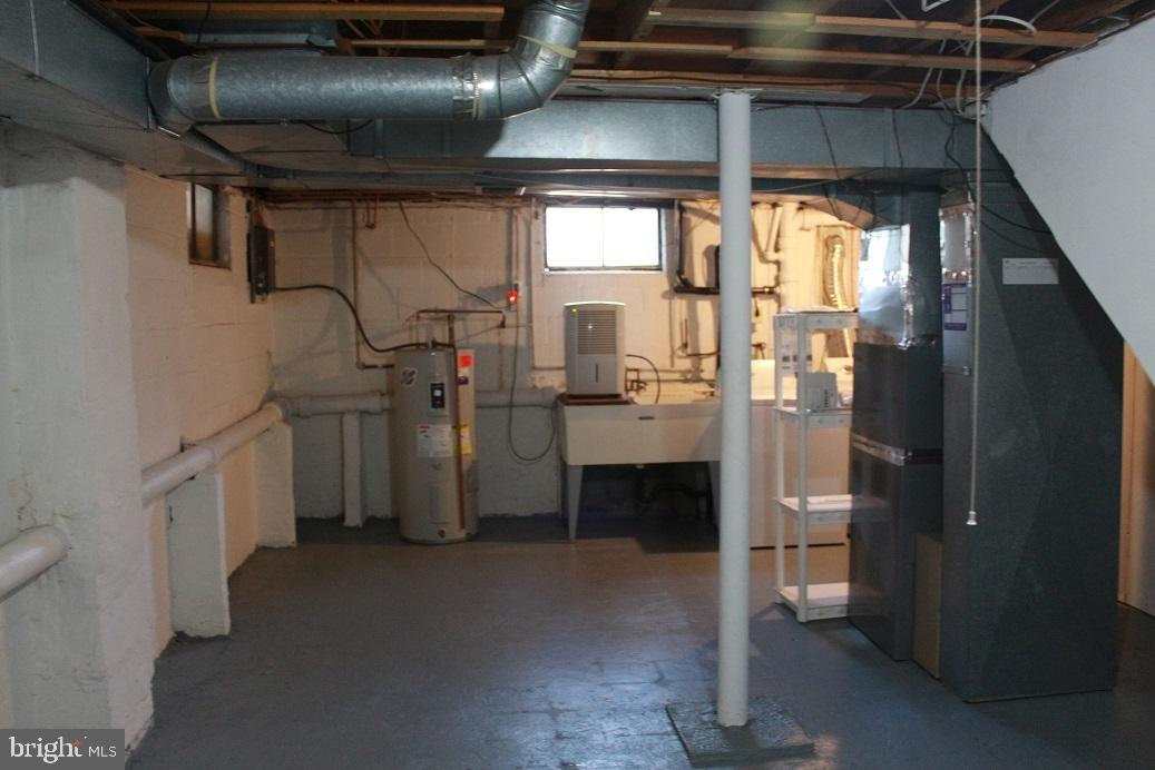 409 Swarthmore Road Glassboro, NJ 08028 - Photo 12 of 13