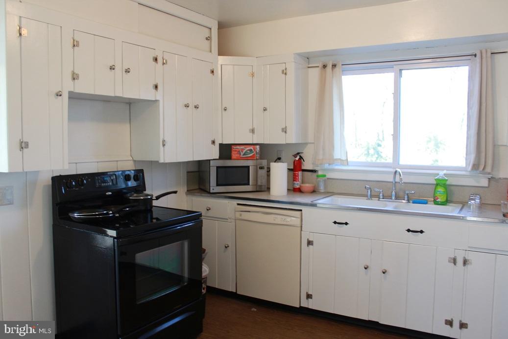 409 Swarthmore Road Glassboro, NJ 08028 - Photo 6 of 13