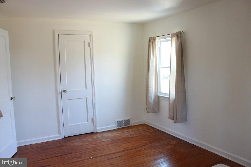 409 Swarthmore Road Glassboro, NJ 08028 - Photo 9 of 13