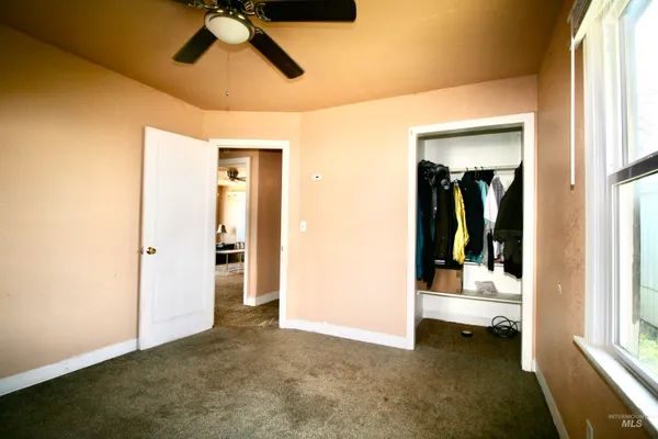 $209,900 | 705 North 2nd Street, Nyssa, OR 97913