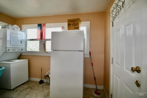 $209,900 | 705 North 2nd Street, Nyssa, OR 97913
