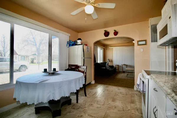 $209,900 | 705 North 2nd Street, Nyssa, OR 97913