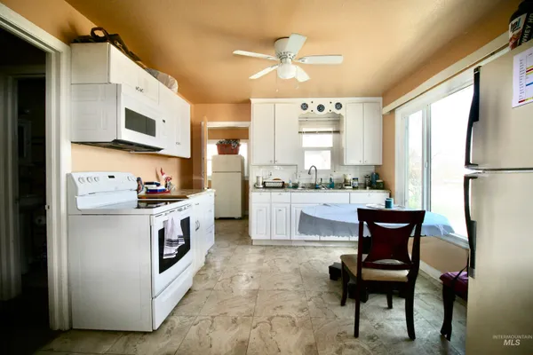 $209,900 | 705 North 2nd Street, Nyssa, OR 97913