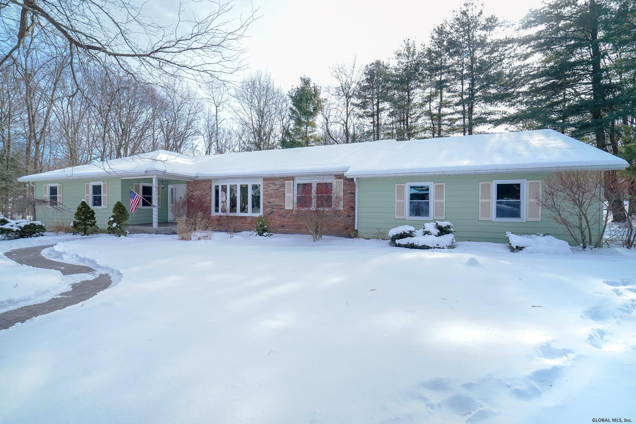 2234 Pine Ridge Road Niskayuna, NY 12309 - Photo 1 of 40 Photo 1