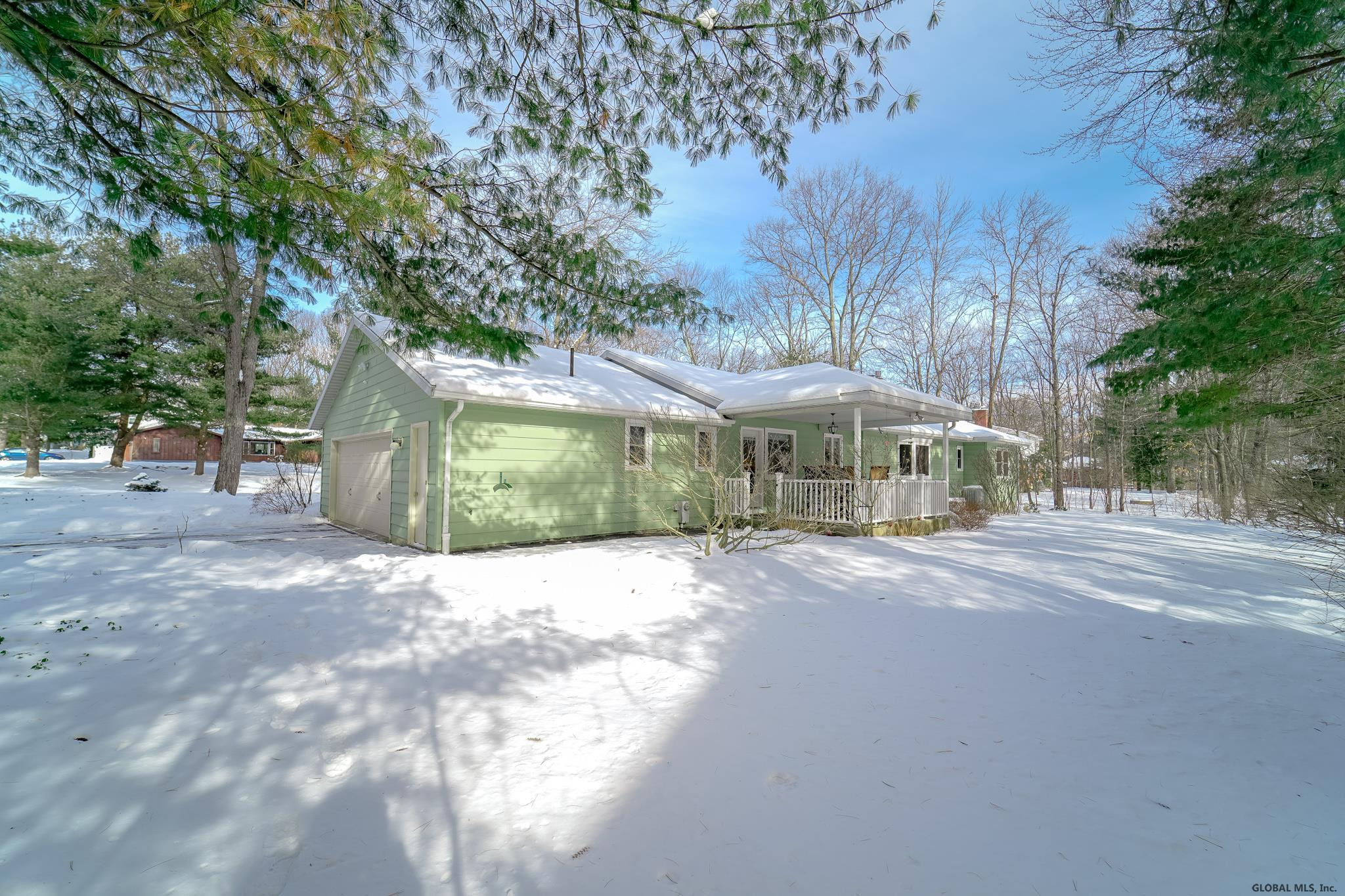 2234 Pine Ridge Road Niskayuna, NY 12309 - Photo 4 of 40 Photo 4