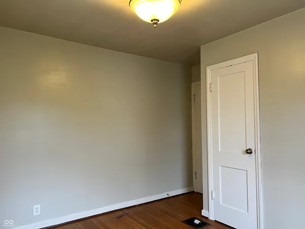 $1,350 | 1328 Wallace Avenue, Indianapolis, IN 46201