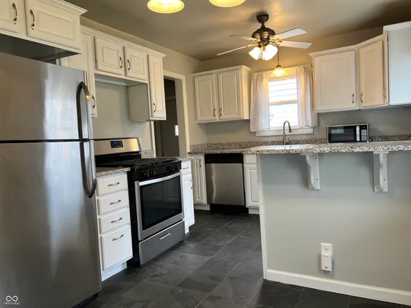 $1,350 | 1328 Wallace Avenue, Indianapolis, IN 46201