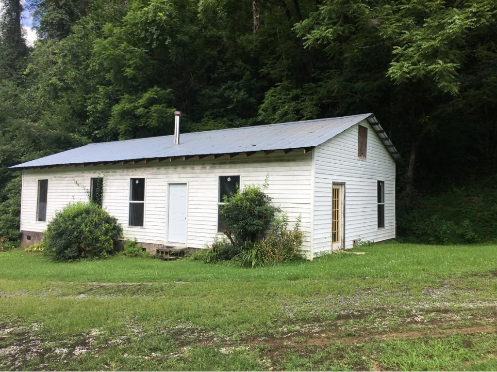425 Coffee Ridge Road Erwin, TN 37650 - Photo 14 of 15 Photo 14