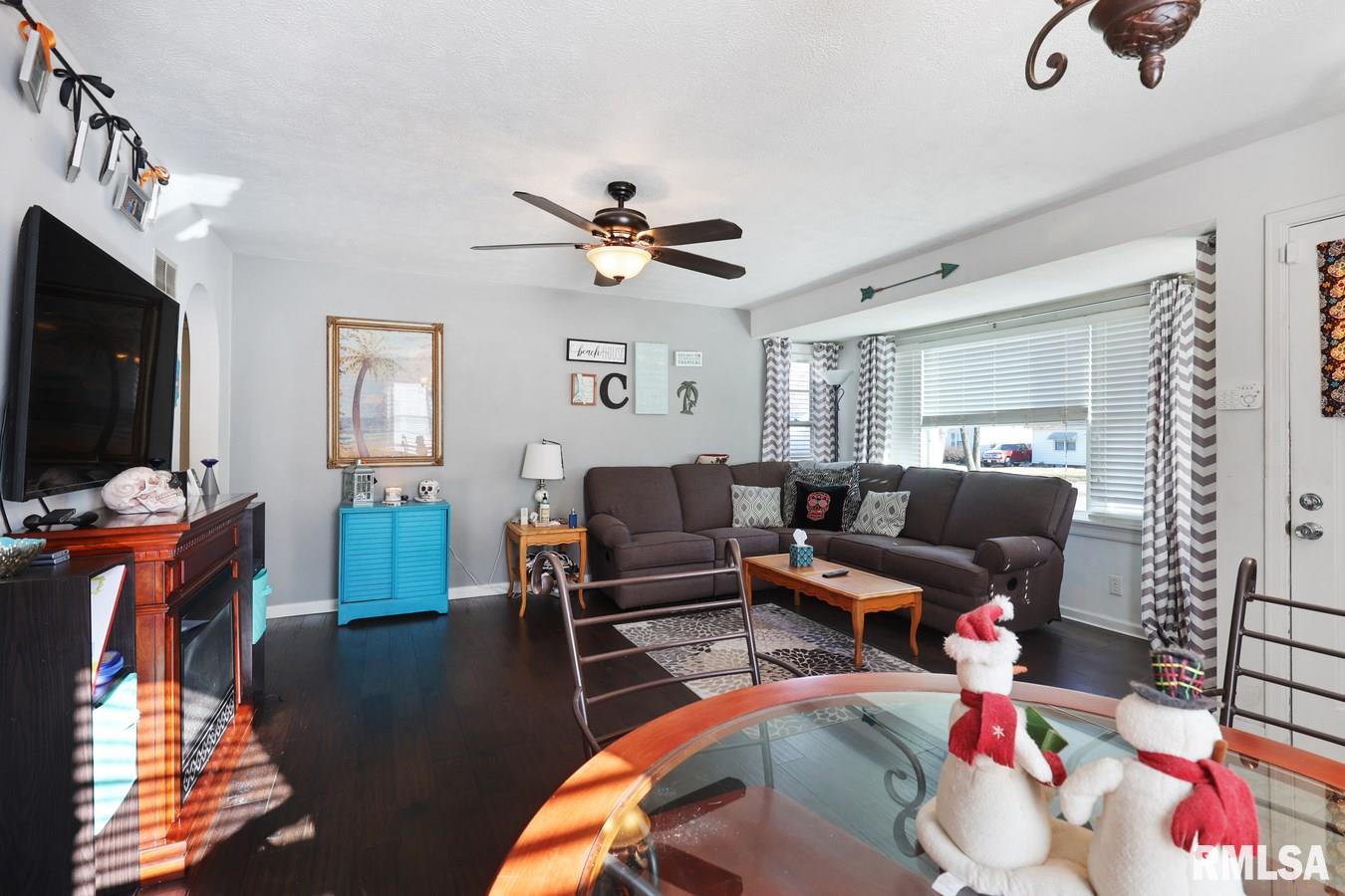 2517 South Pasfield Street Springfield, IL 62704 - Photo 6 of 24 Gallery Image 6