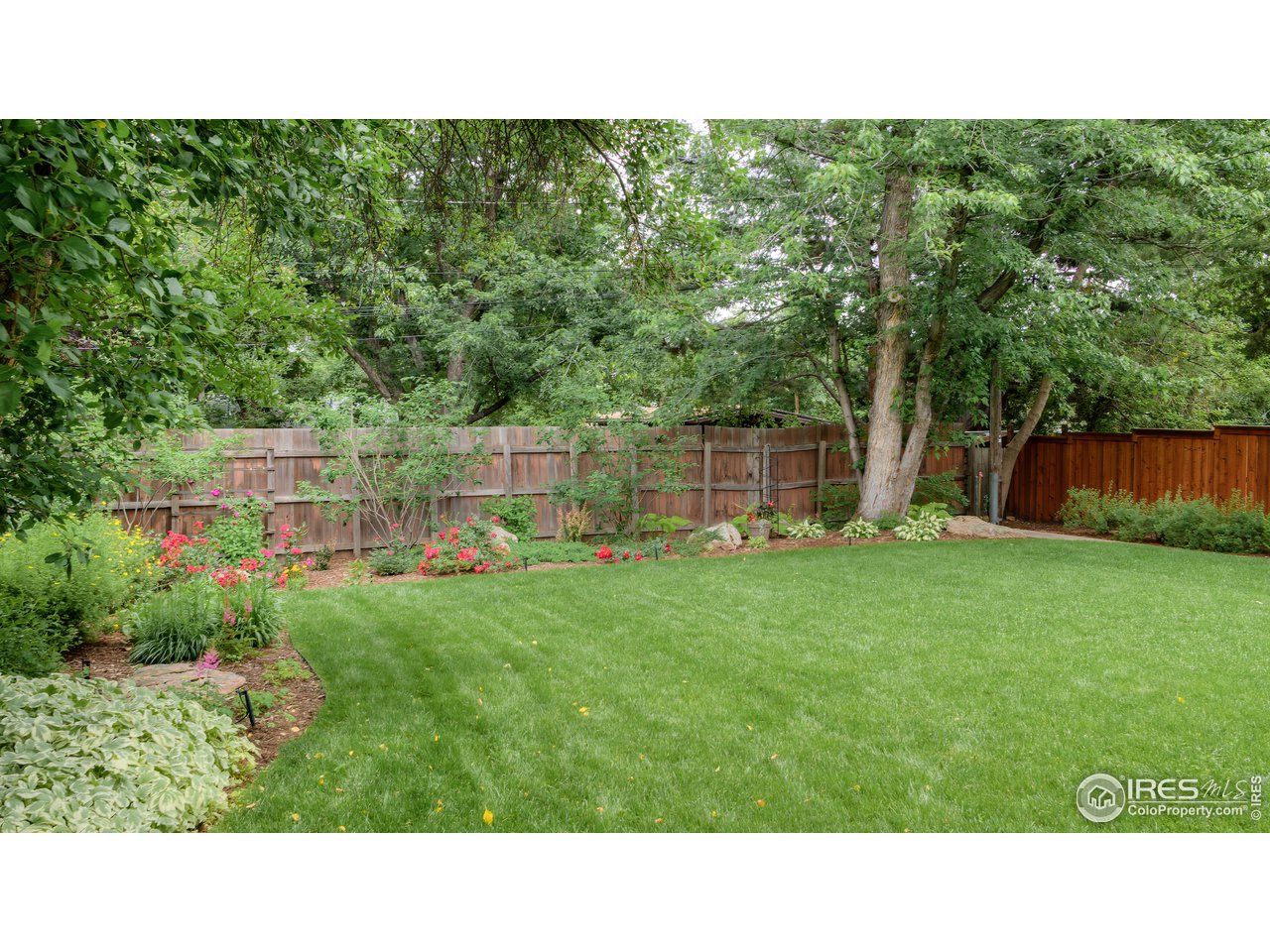 340 18th Street Boulder, CO 80302 - Photo 28 of 40 Beautiful garden