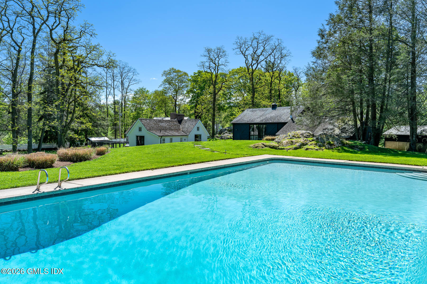 640 Round Hill Road Greenwich, CT 06831 - Photo 45 of 60 640 Round Hill Rd EXT 05-2026 25 - WEB
