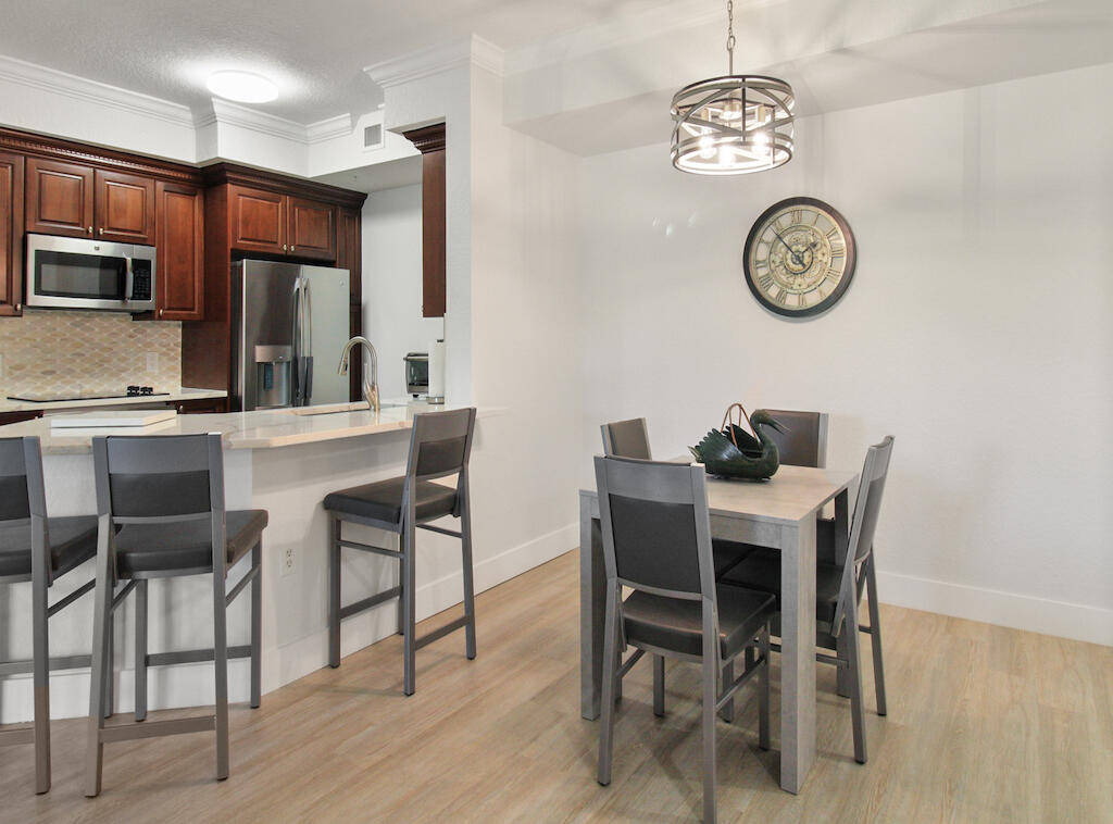 4 Renaissance Way, Unit 401 Boynton Beach, FL 33426 - Photo 5 of 22 20240606185706_IMG_9690