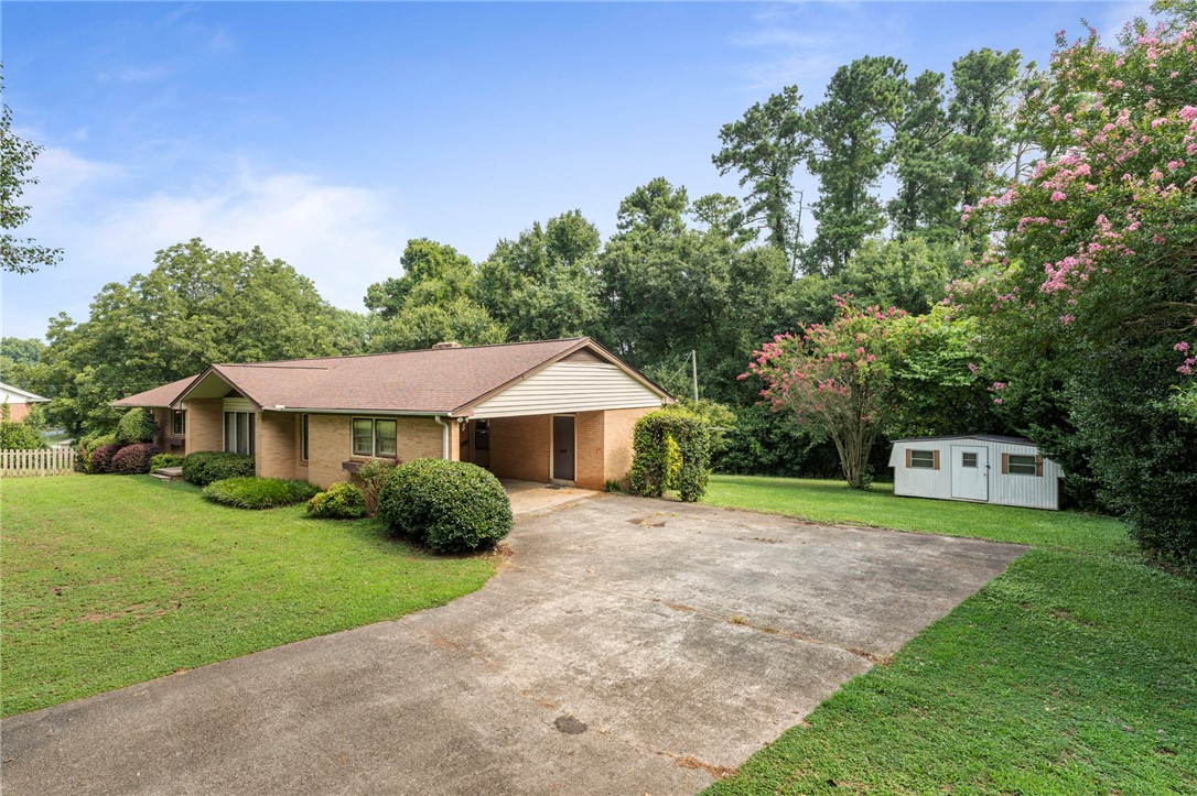 526 Drayton Circle Anderson, SC 29621 - Photo 3 of 19