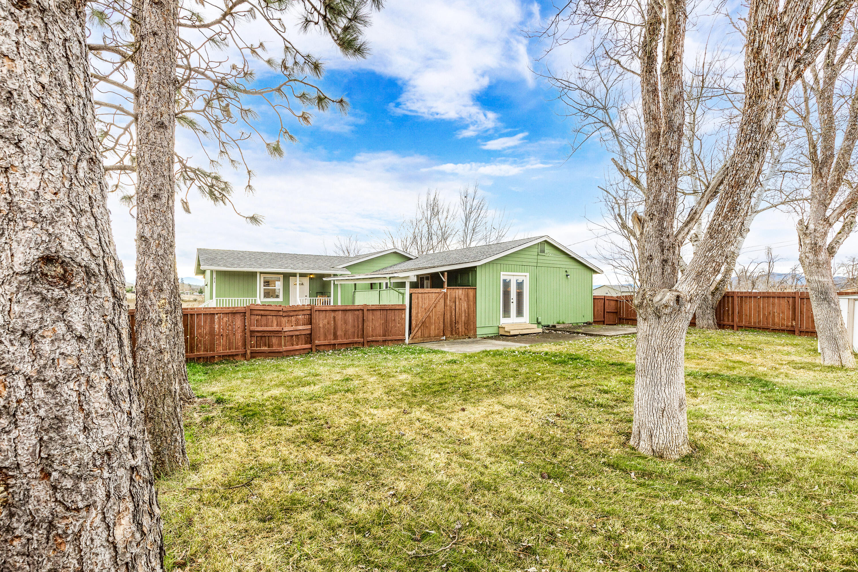 3709 Dodge Road White City, OR 97503 - Photo 1 of 34 DR(5)