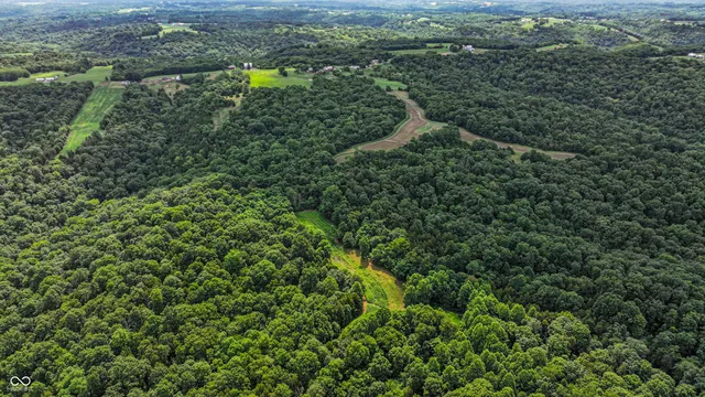 $679,900 | 6000 North East Prong Road, Madison, IN 47250