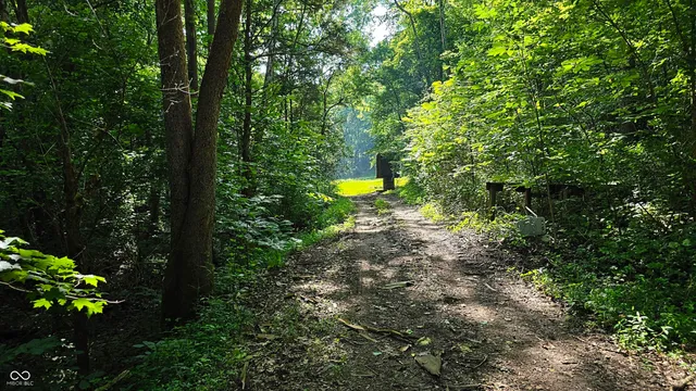 $679,900 | 6000 North East Prong Road, Madison, IN 47250