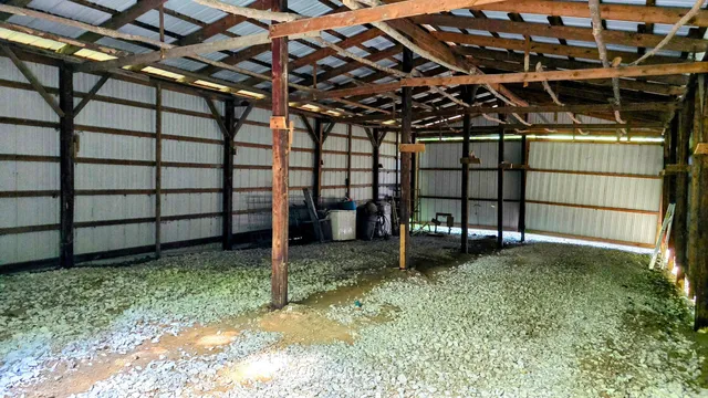 $679,900 | 6000 North East Prong Road, Madison, IN 47250