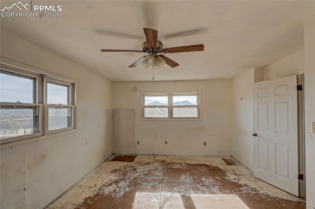 952 Twin Lakes Road Walsenburg, CO 81089 - Photo 17 of 34 a view of a window in an empty room