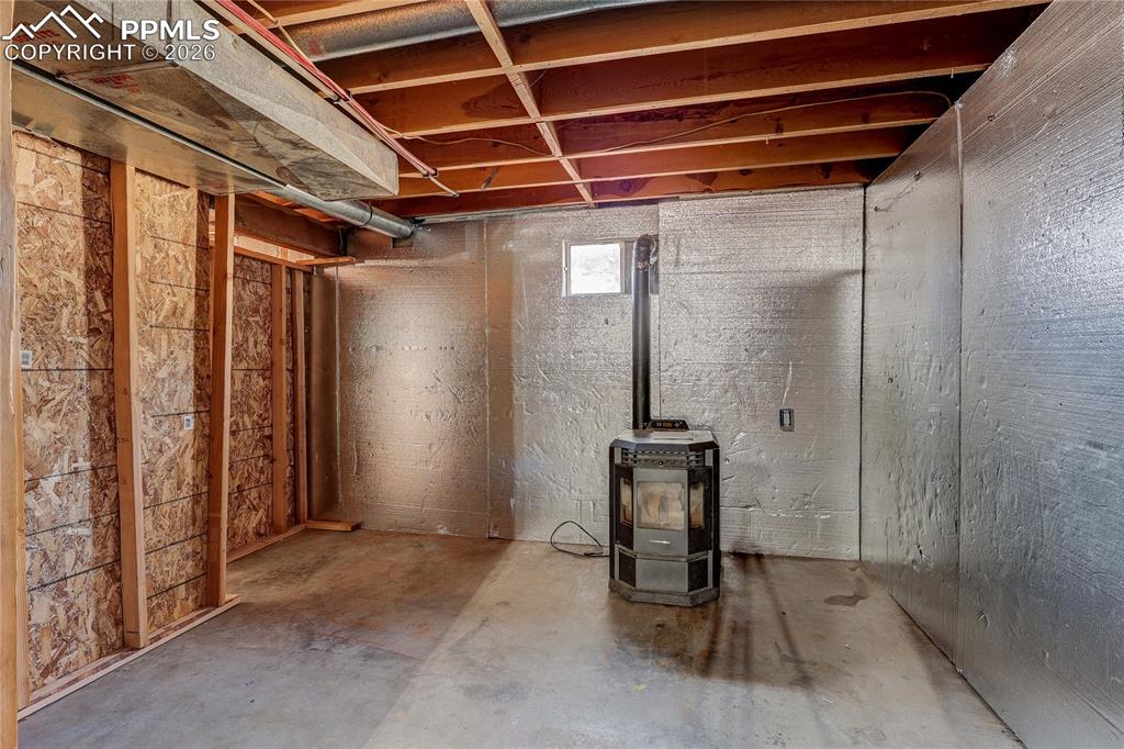 952 Twin Lakes Road Walsenburg, CO 81089 - Photo 22 of 34 a view of an empty room