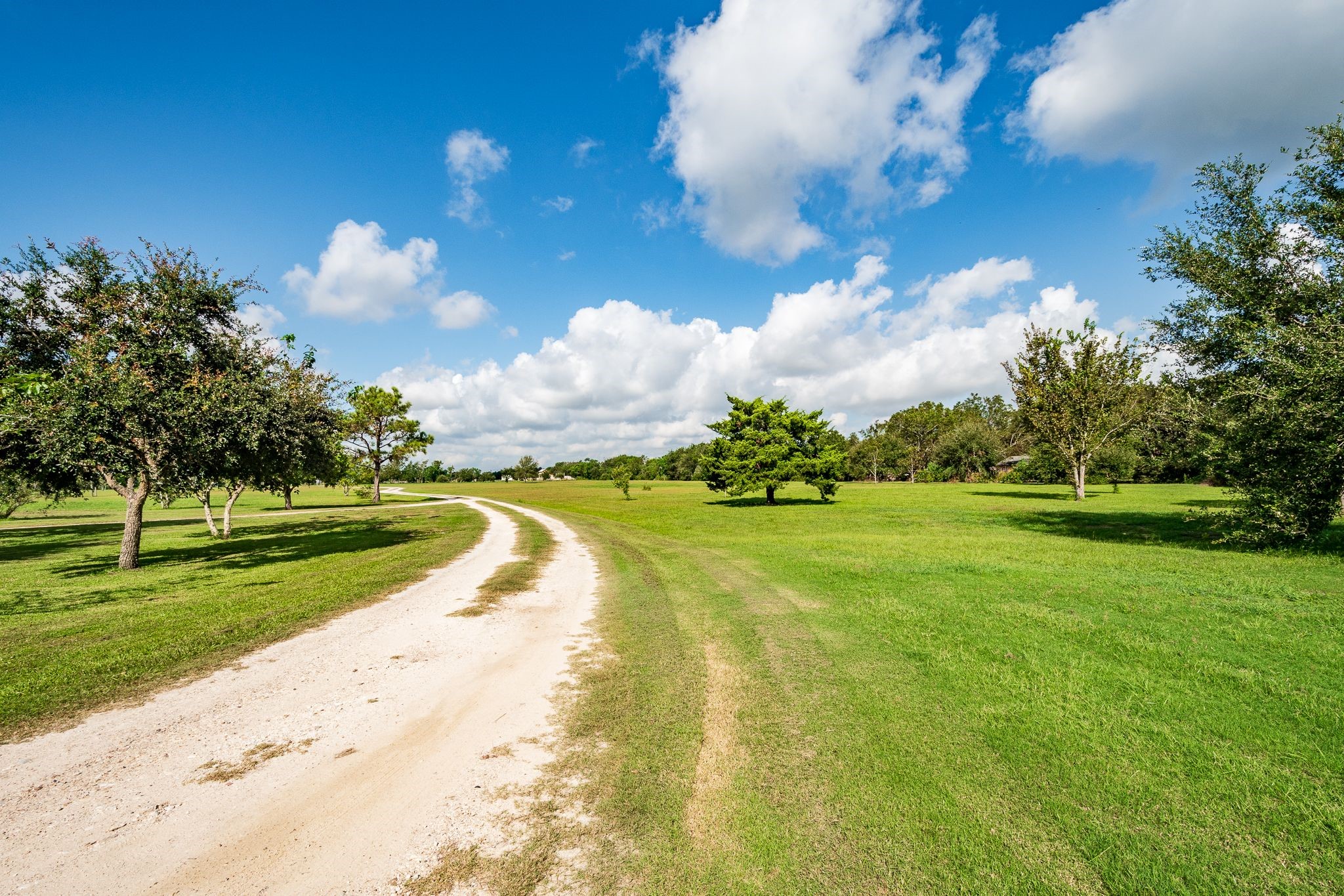 14328 Fm 2354 Rd Beach Baytown, TX 77523 - Photo 11 of 47 a view of a playground with basketball court