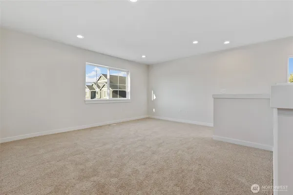 $869,950 | 9042 (lot 16) 71st Avenue East, Puyallup, WA 98371