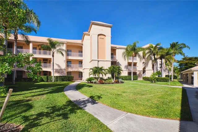 $289,900 | Undisclosed Address, Fort Myers, FL 33908